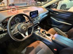 نيسان ألتيما